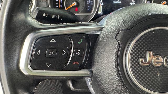 Used 2019 Jeep Wrangler Unlimited Sahara AWD/4WD image 22