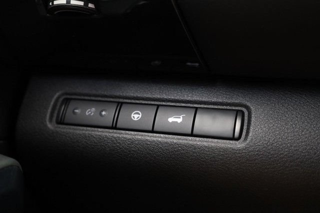 Certified 2025 Nissan Pathfinder SV AWD/4WD image 20