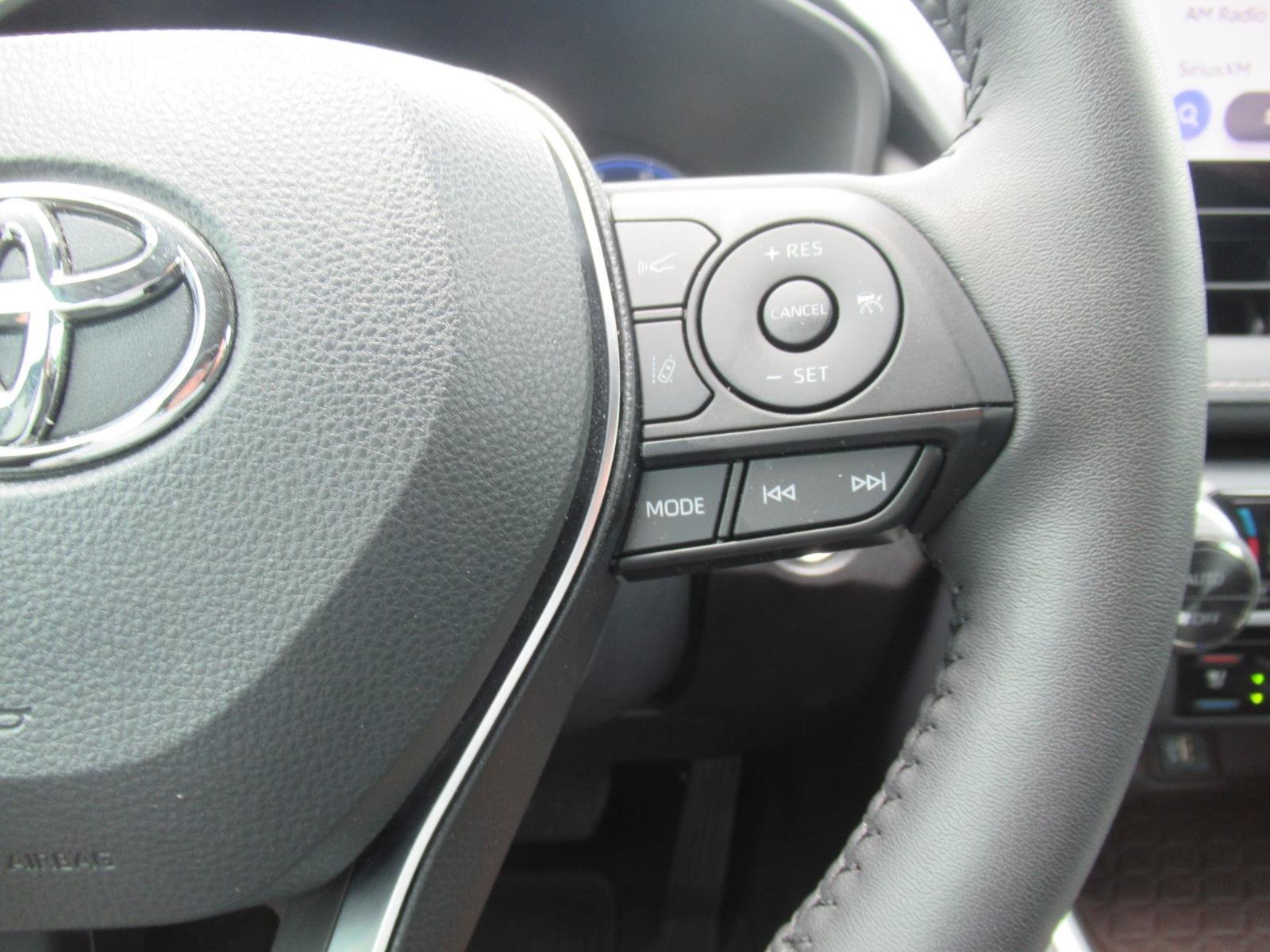 Used 2025 Toyota RAV4 Limited w/ Weather Package FWD image 25
