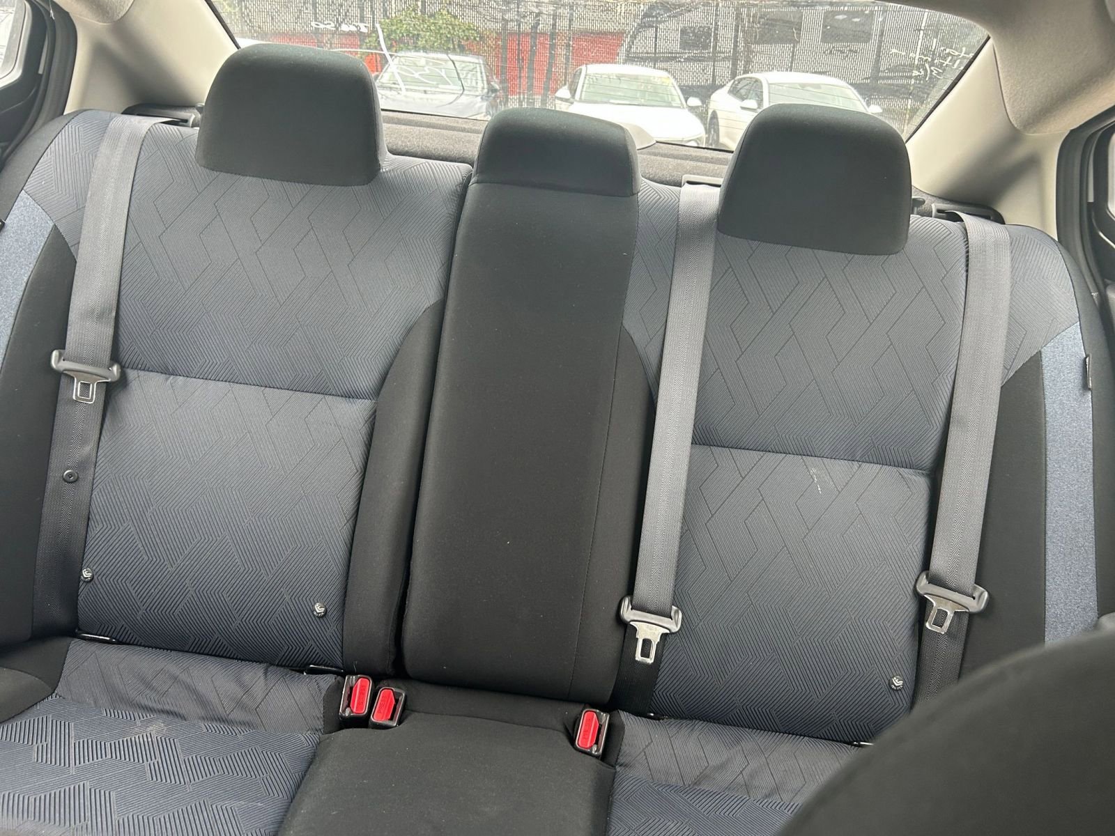 Used 2025 Nissan Versa SV FWD image 33