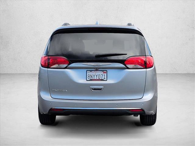 Used 2020 Chrysler Pacifica Touring-L w/ Advanced Safetytec Group image 7