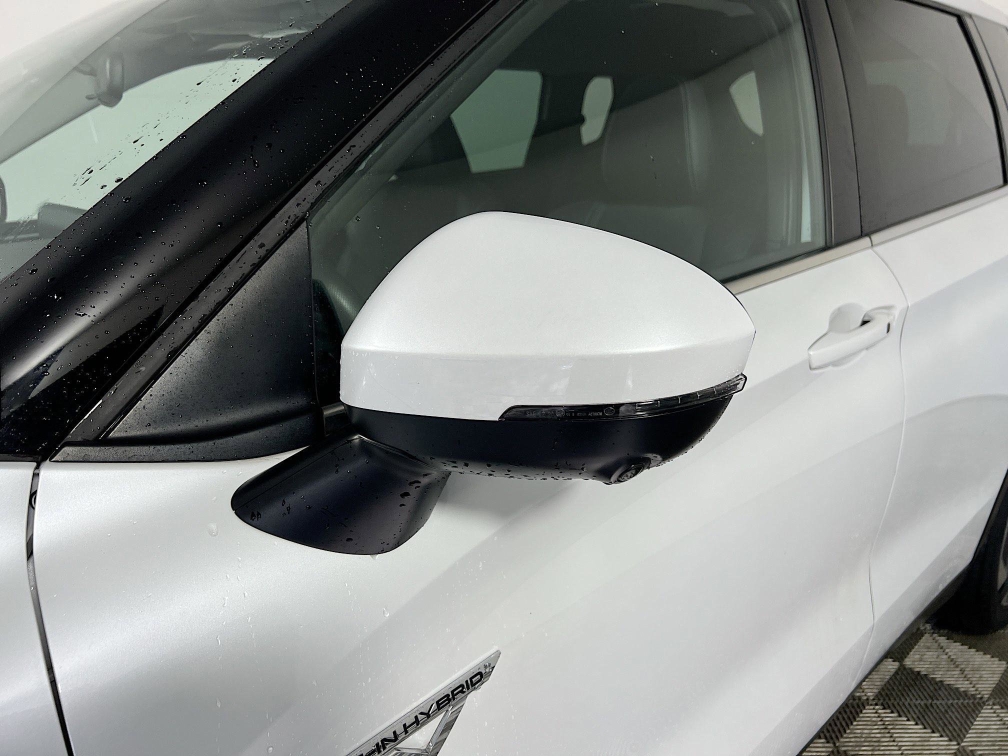 Used 2023 Mitsubishi Outlander Ralliart AWD/4WD image 13