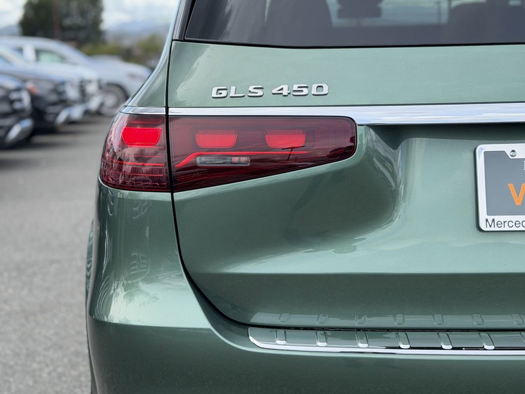 New 2026 Mercedes-Benz GLS 450 4MATIC image 11