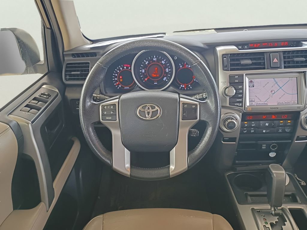 Used 2013 Toyota 4Runner Limited AWD/4WD image 4