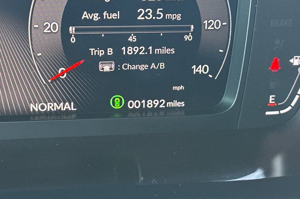 Certified 2025 Acura ADX A-Spec image 28