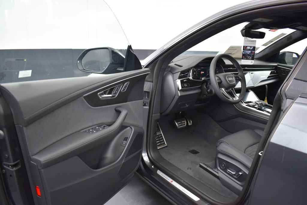 New 2026 Audi RS Q8 performance AWD/4WD image 5
