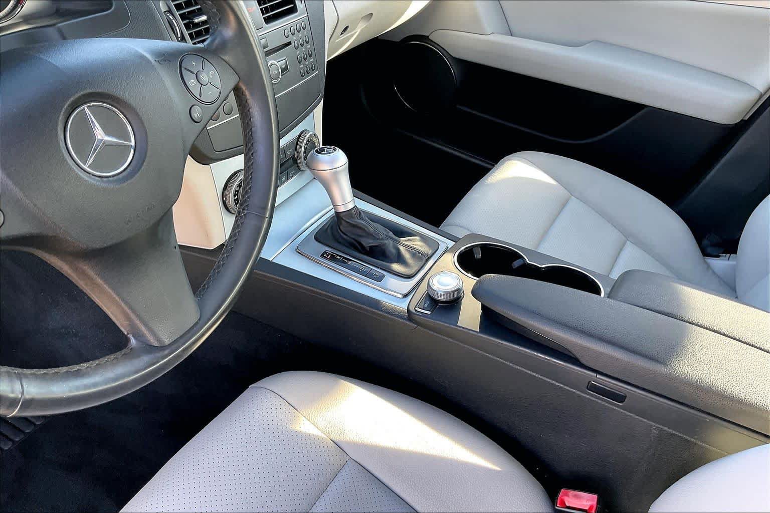 Used 2011 Mercedes-Benz C 300 Sedan image 16