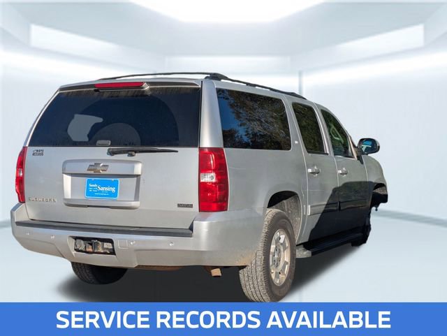 Used 2010 Chevrolet Suburban LT image 3