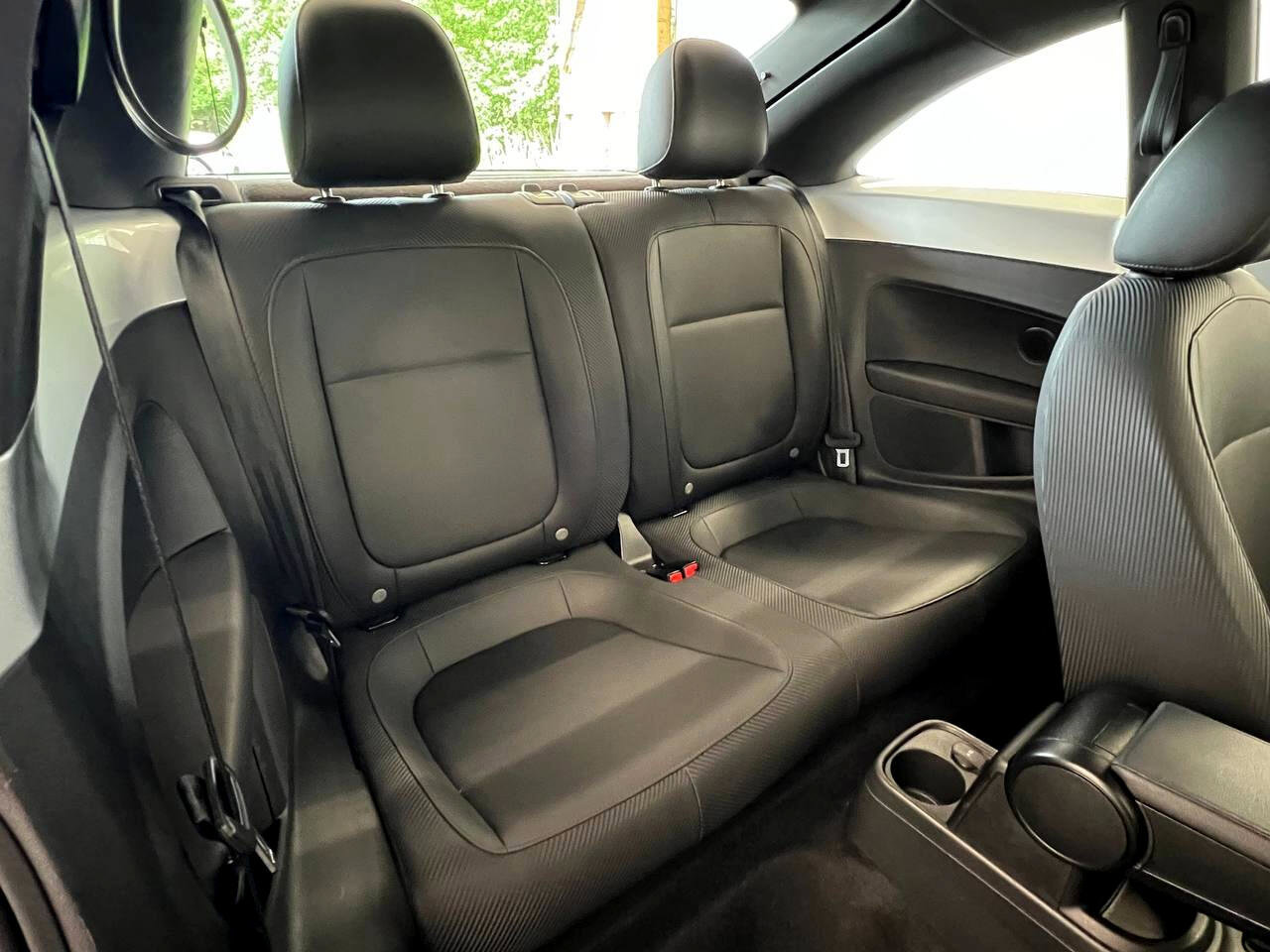 Used 2013 Volkswagen Beetle 2.5 image 12