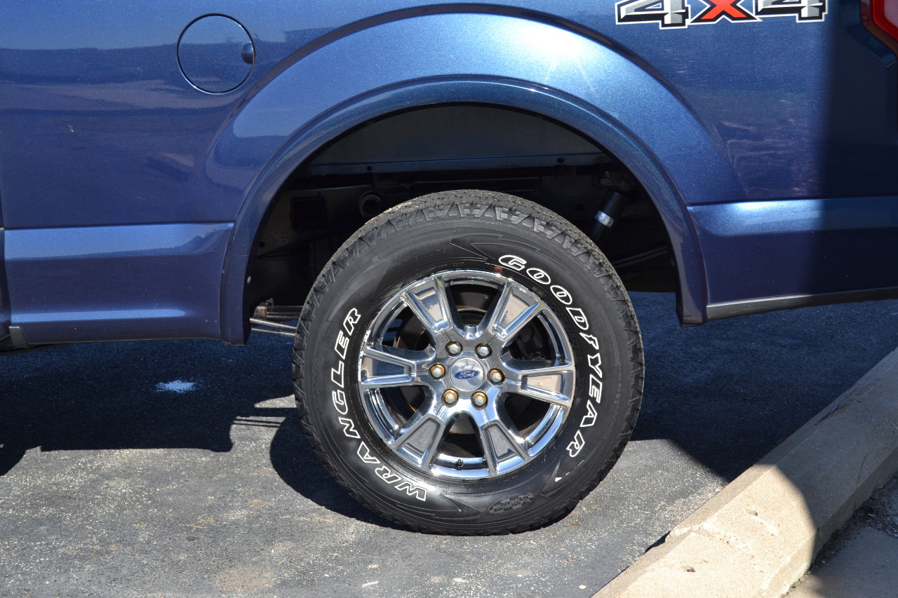 Used 2017 Ford F150 Lariat w/ Equipment Group 502A Luxury image 58