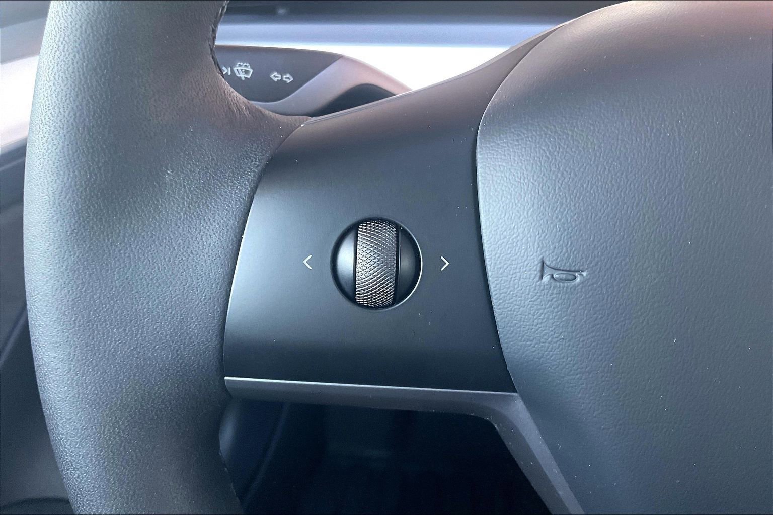 Used 2023 Tesla Model 3 Standard Range RWD image 10