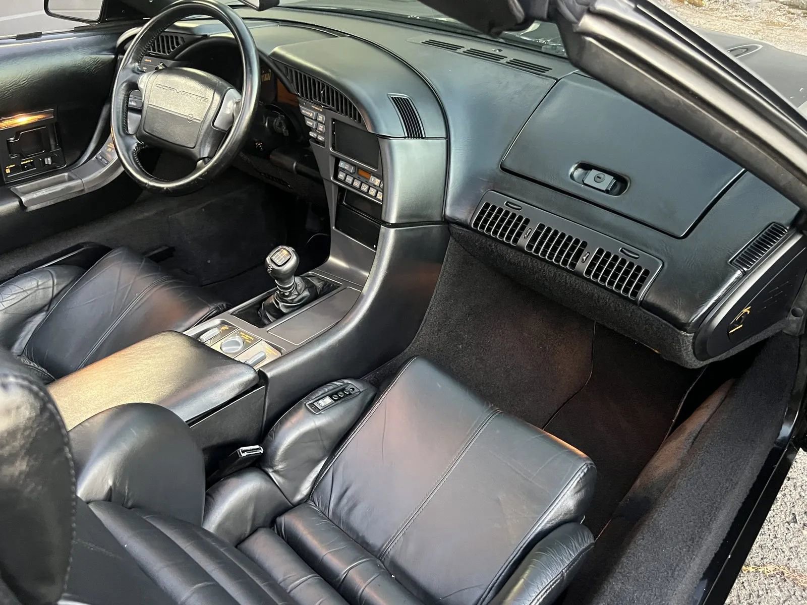 Used 1991 Chevrolet Corvette Convertible image 18