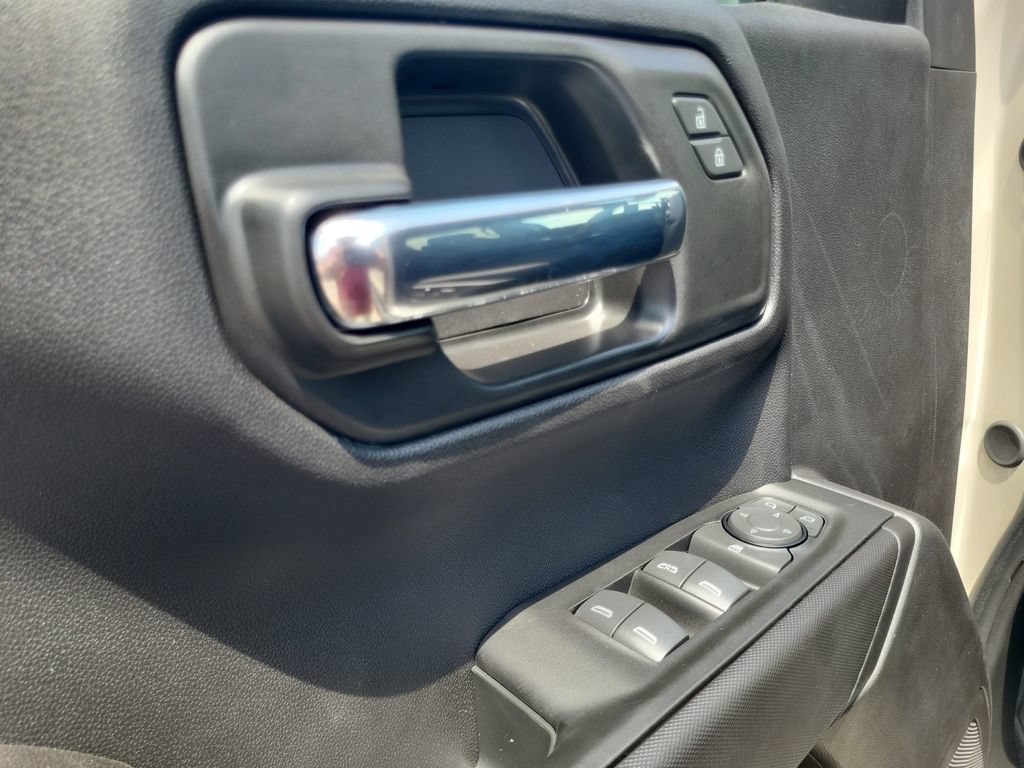 New 2026 Chevrolet Silverado 1500 Custom w/ Turbomax Blackout Package AWD/4WD image 10