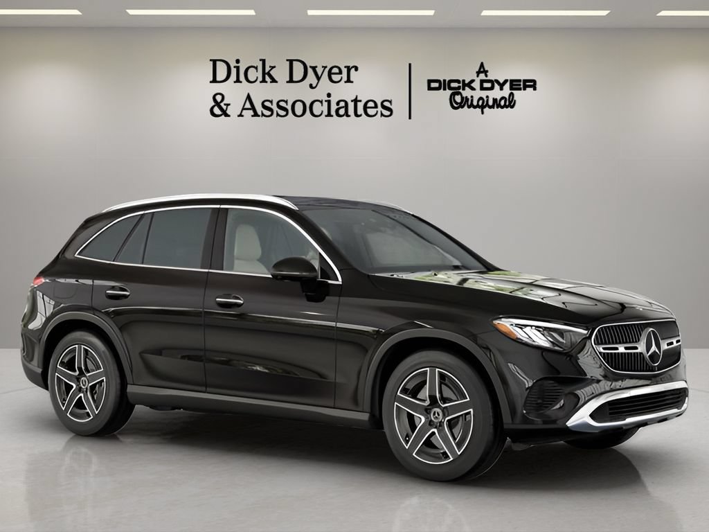 Used 2026 Mercedes-Benz GLC 300 image 7