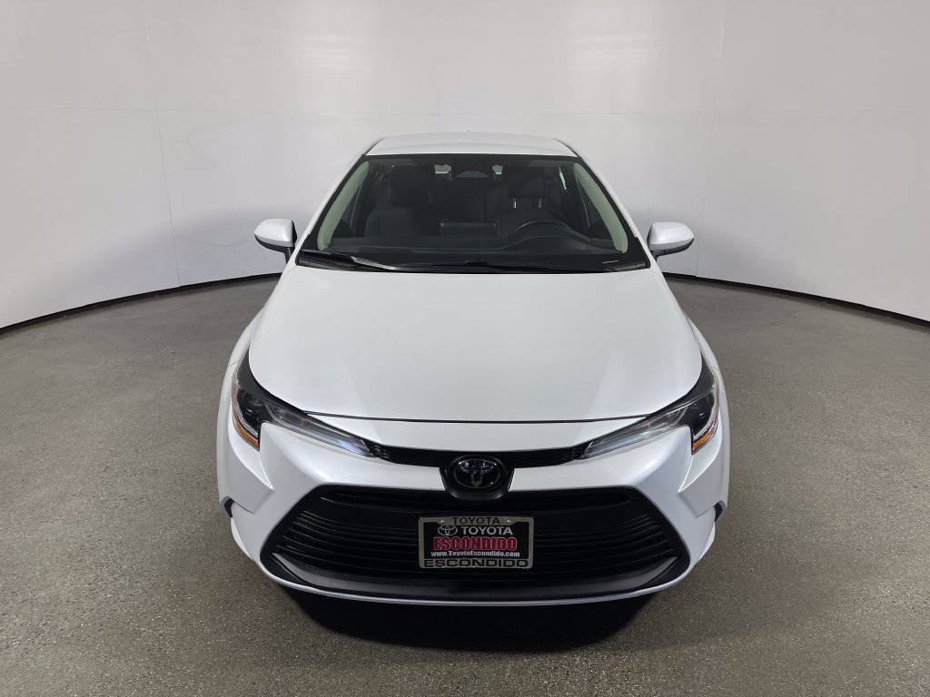 Used 2025 Toyota Corolla LE FWD image 8