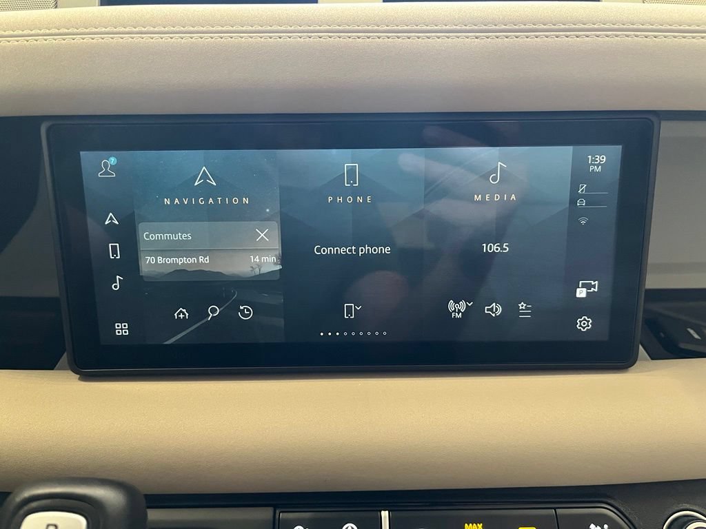 Certified 2020 Land Rover Defender 110 S AWD/4WD image 43
