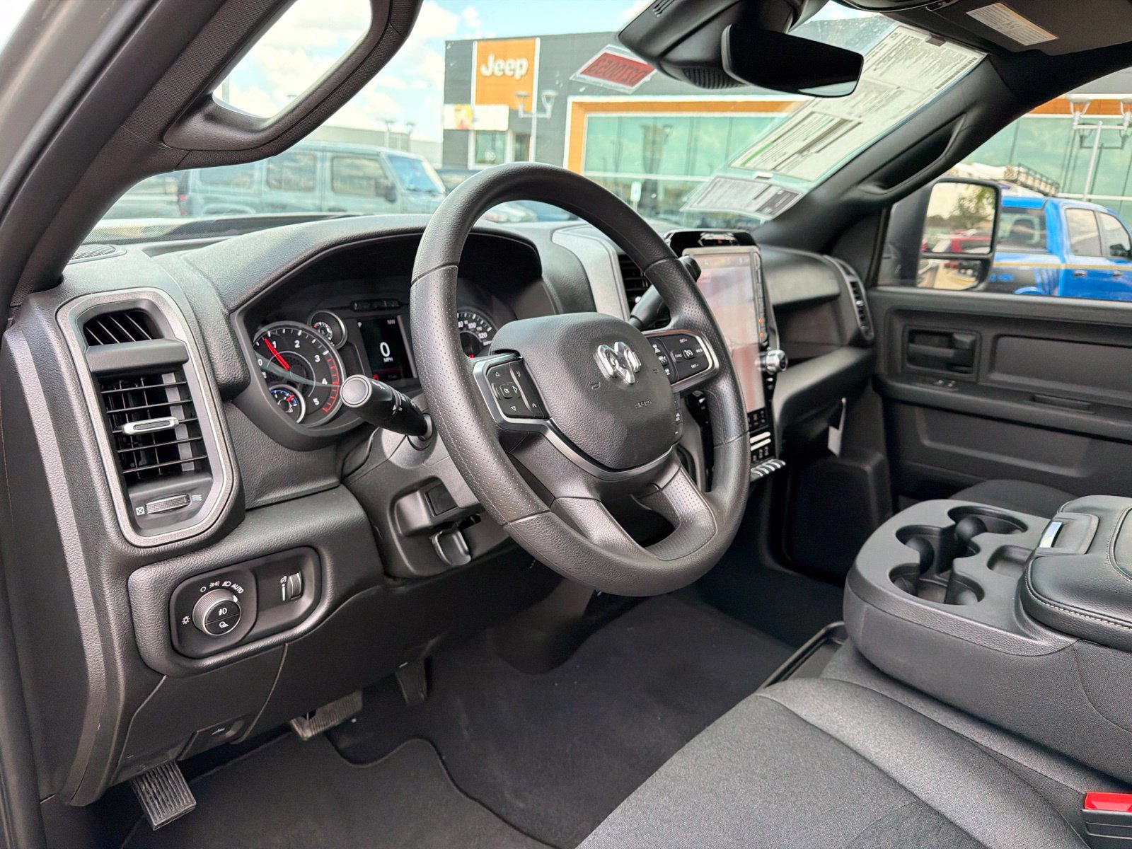 New 2027 RAM 3500 Tradesman AWD/4WD image 10