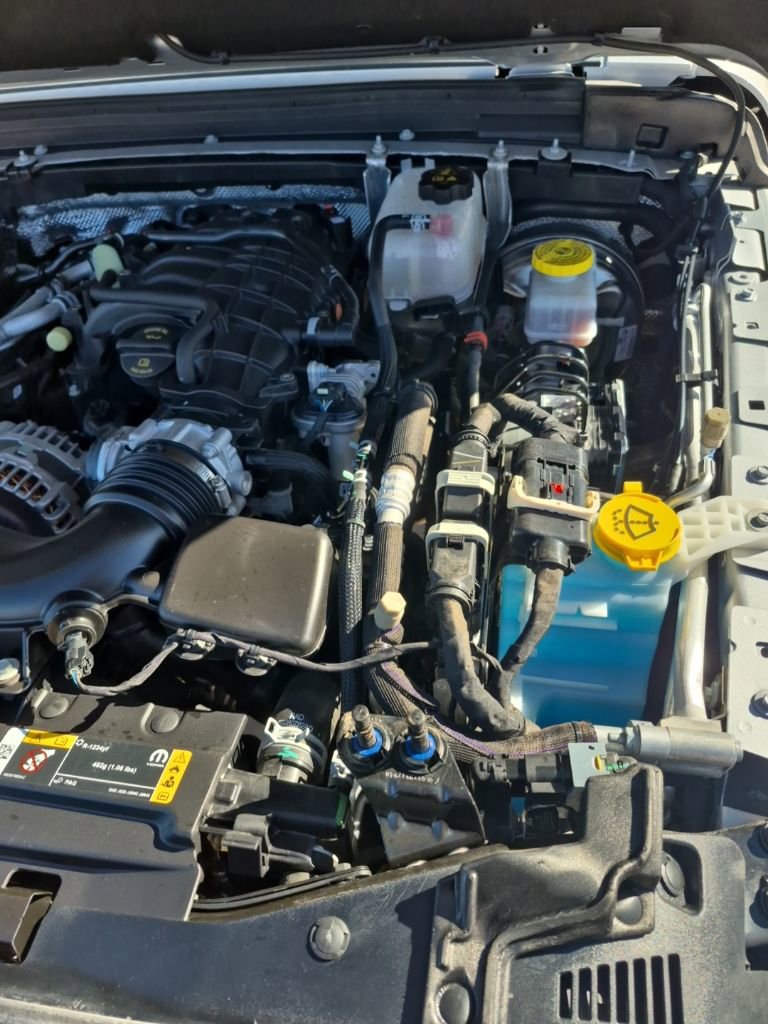 Used 2024 Jeep Wrangler Sahara w/ Technology Group image 58