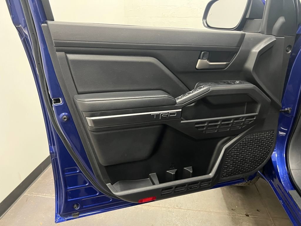 Used 2024 Toyota Tacoma TRD Off-Road image 11