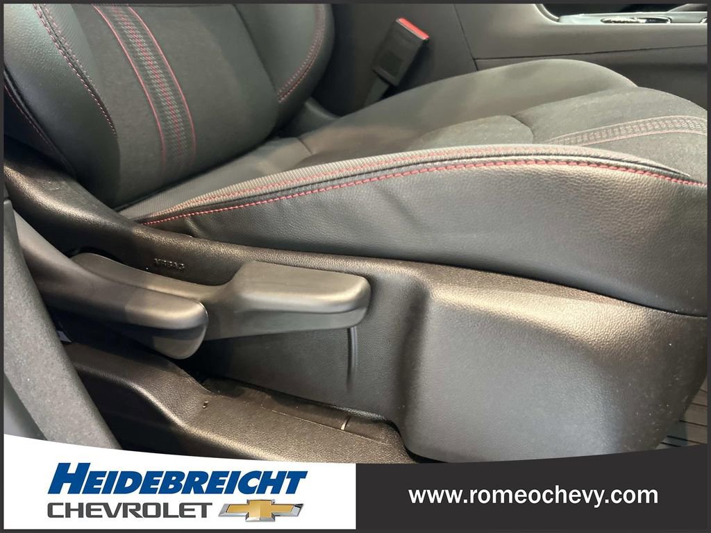 Certified 2024 Chevrolet Equinox RS w/ LPO, Floor Liner Package FWD image 35