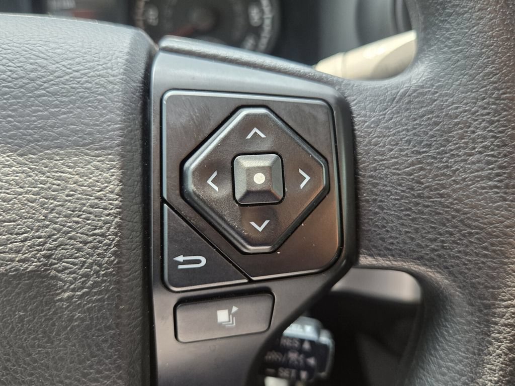 Used 2022 Toyota Tacoma SR w/ SR Convenience Package RWD image 23