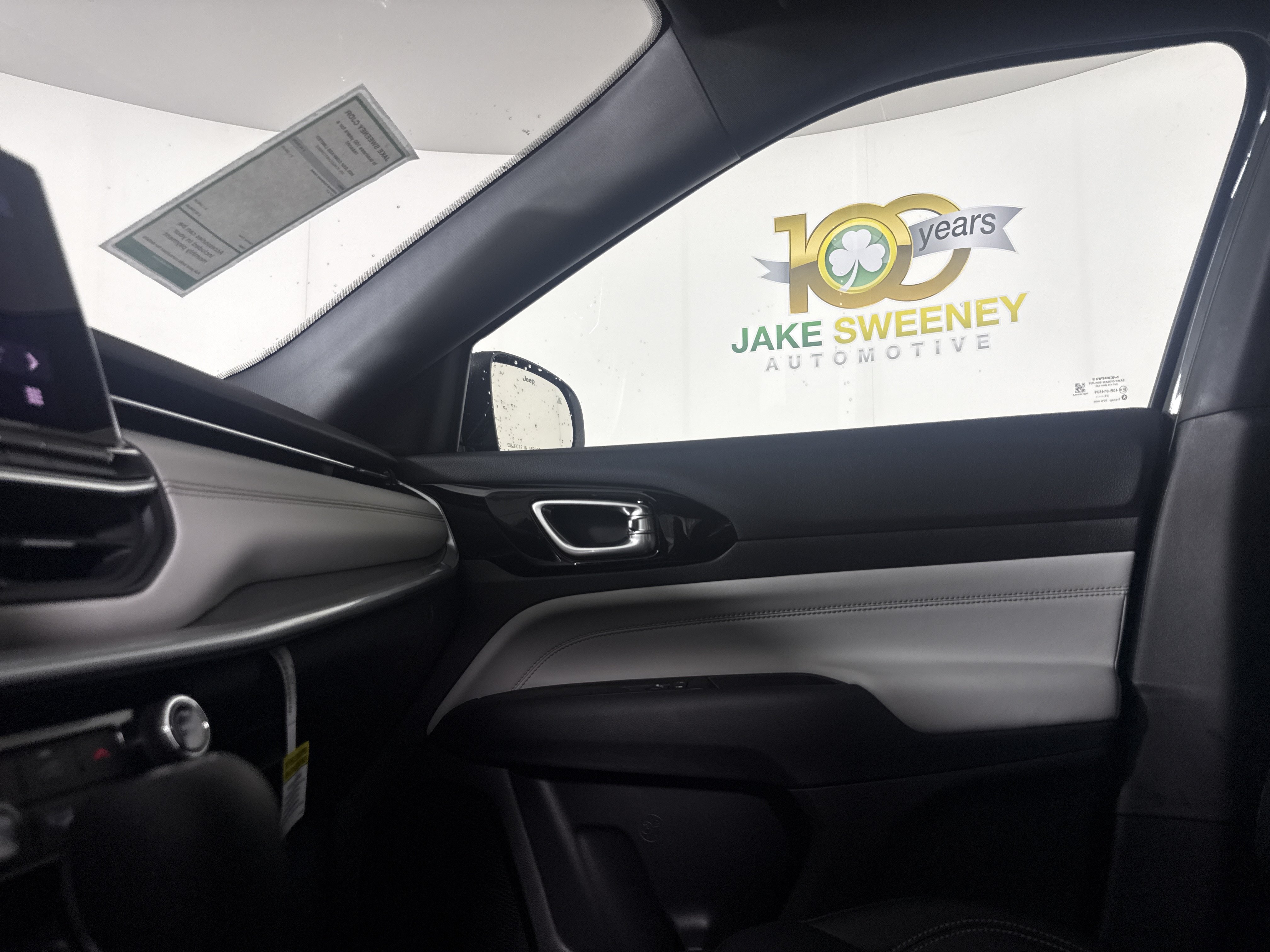 New 2026 Jeep Compass Limited AWD/4WD image 28
