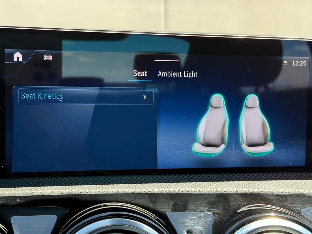 Used 2025 Mercedes-Benz CLA 250 4MATIC image 12