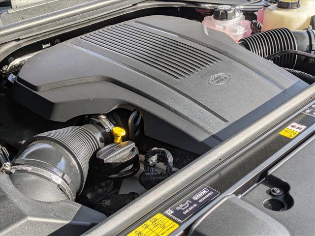 New 2025 Land Rover Range Rover SE image 19