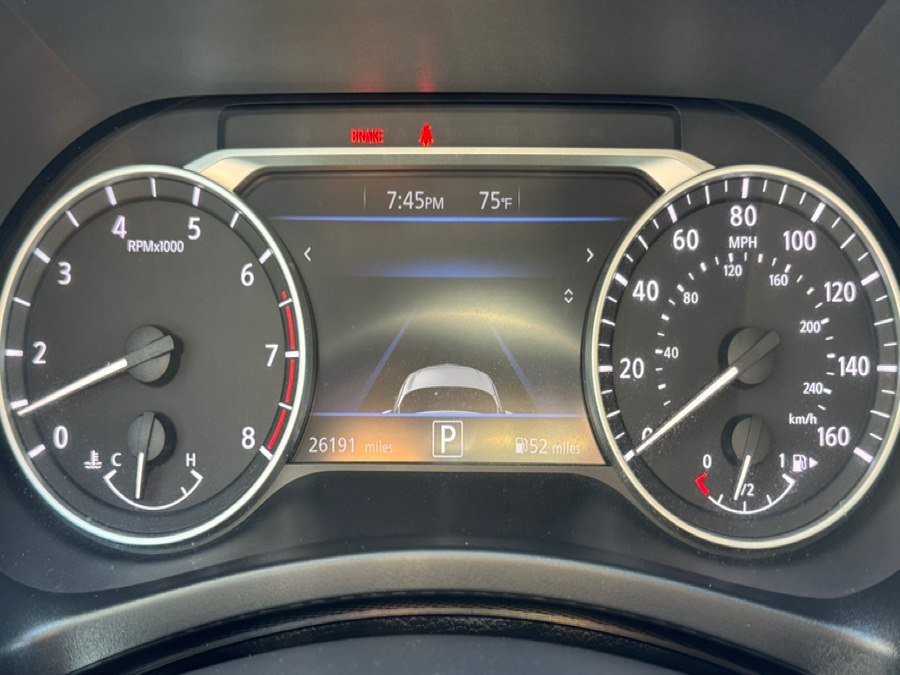 Used 2024 Nissan Sentra SV FWD image 19