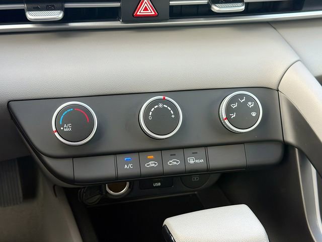 New 2026 Hyundai Elantra SE image 15