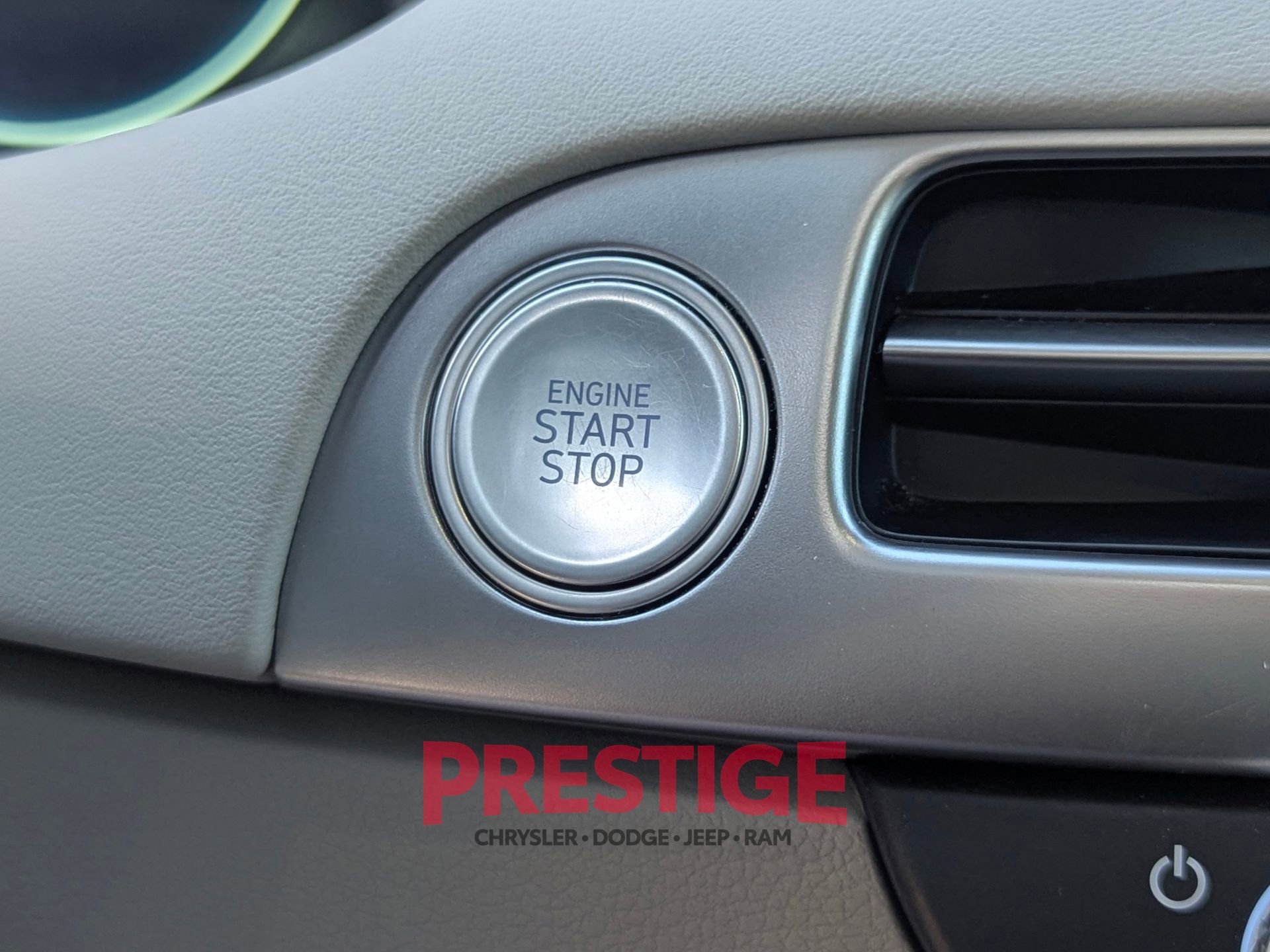 Used 2023 Hyundai Palisade Limited image 23