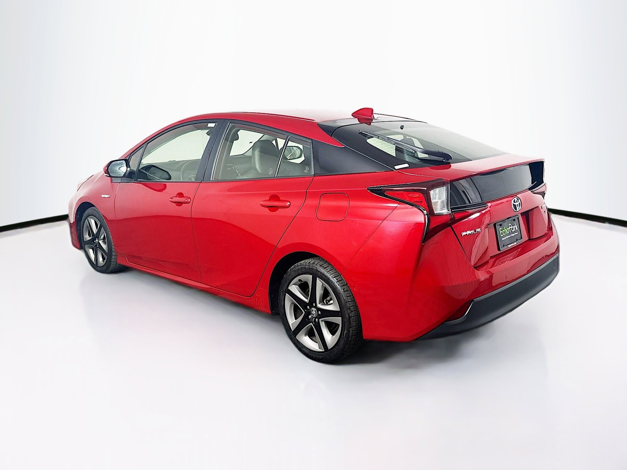 Used 2022 Toyota Prius XLE w/ Advanced Technology Package image 5