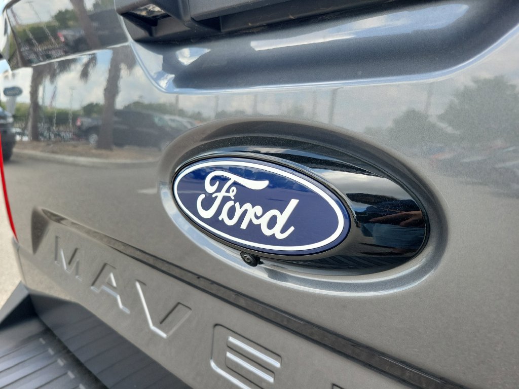 New 2026 Ford Maverick Lariat w/ Black Appearance Package AWD/4WD image 7