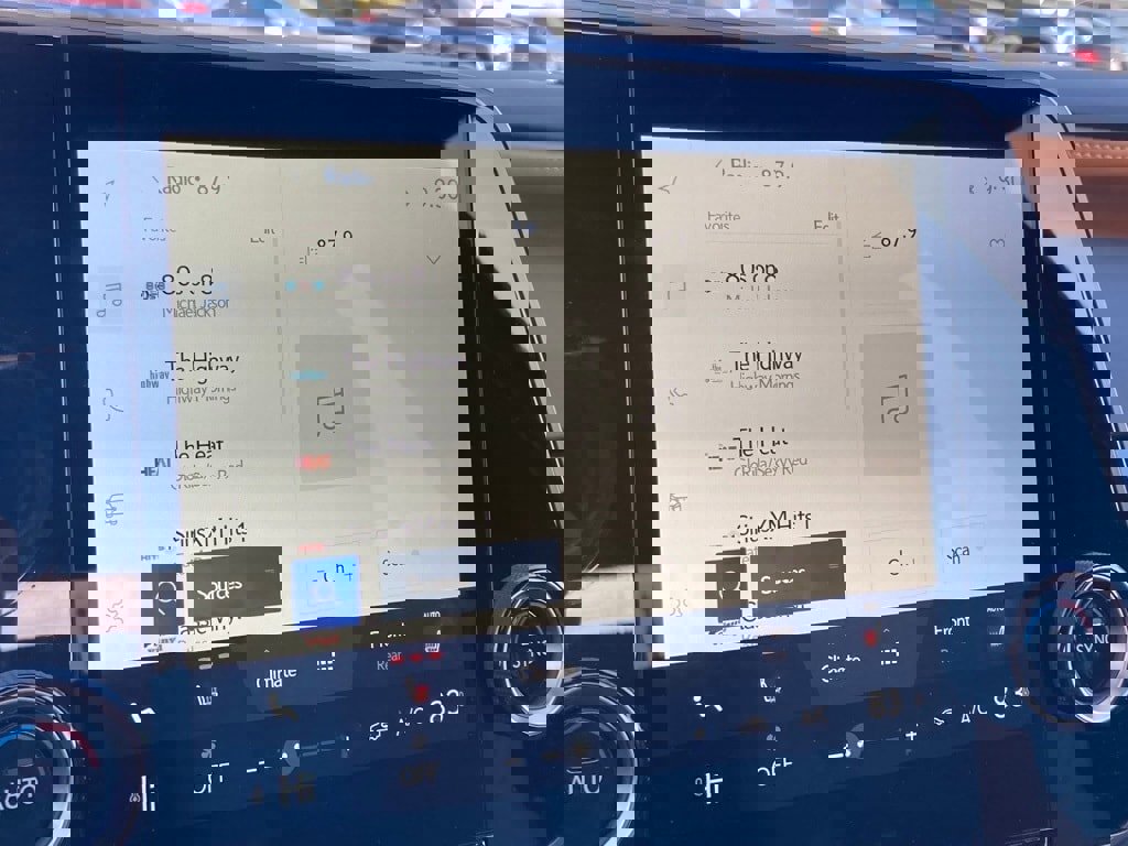 Used 2025 Lexus RX 350h image 25