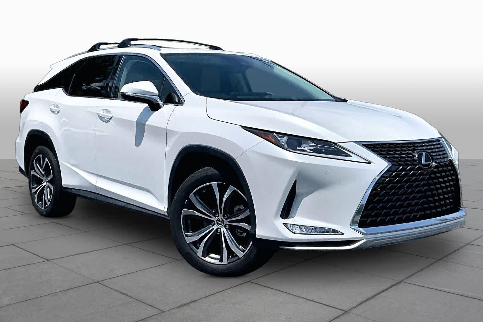 Used 2022 Lexus RX 350L FWD w/ Premium Package image 3