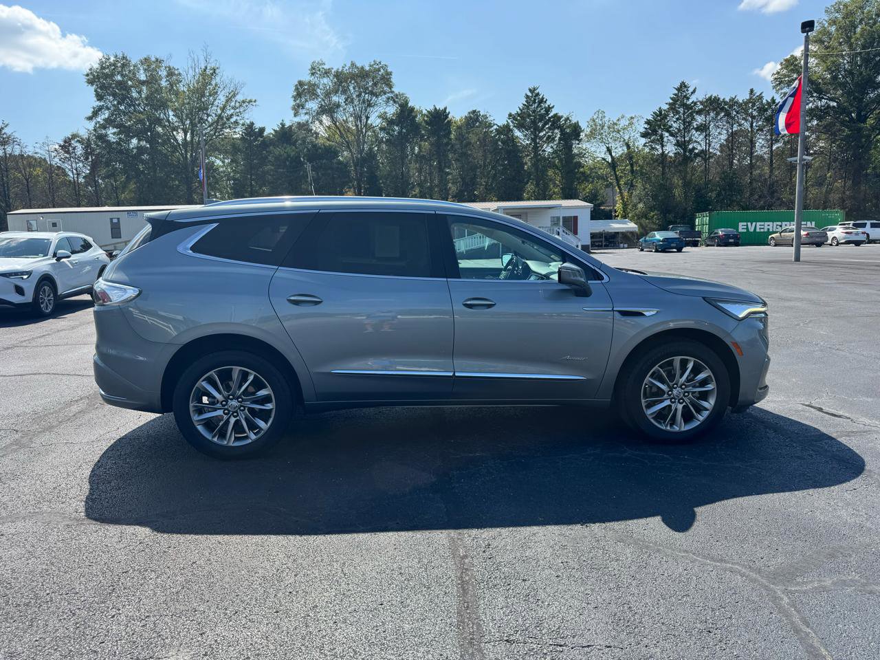 Used 2023 Buick Enclave Avenir w/ Avenir Technology Package image 5