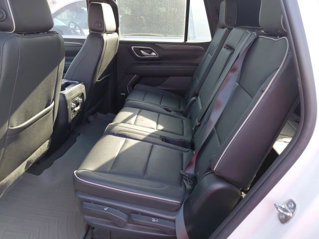 Used 2022 GMC Yukon SLT image 5