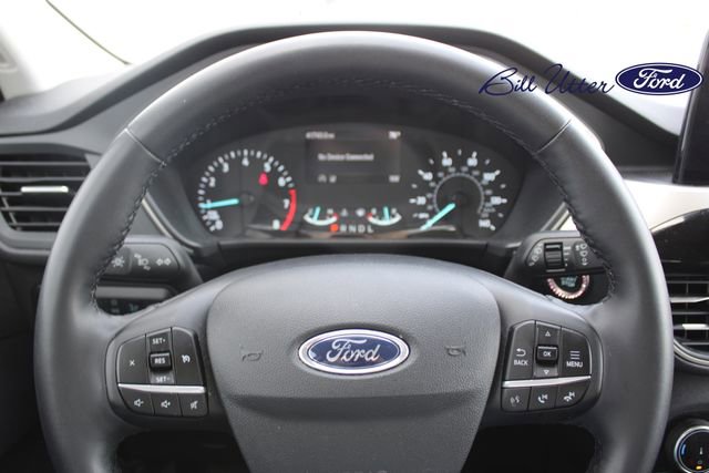 Used 2022 Ford Escape SE w/ SE Sport Appearance Package image 10