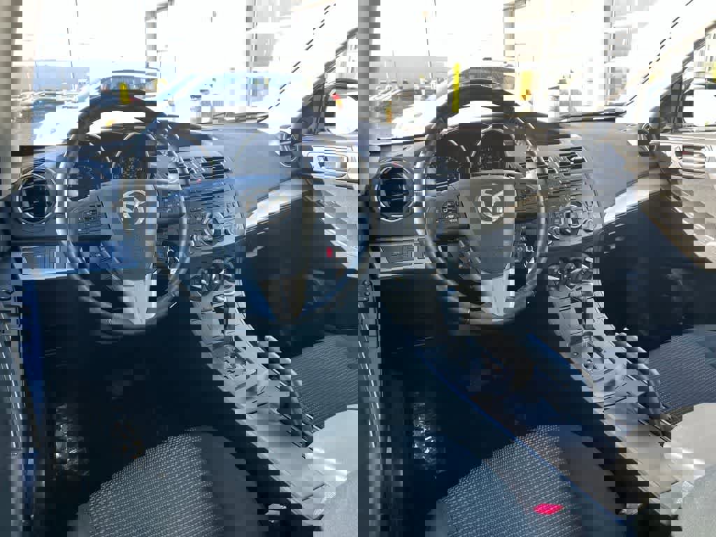 Used 2012 MAZDA MAZDA3 i Touring image 29