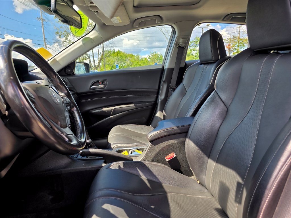 Used 2020 Acura ILX w/ Premium Package FWD image 19