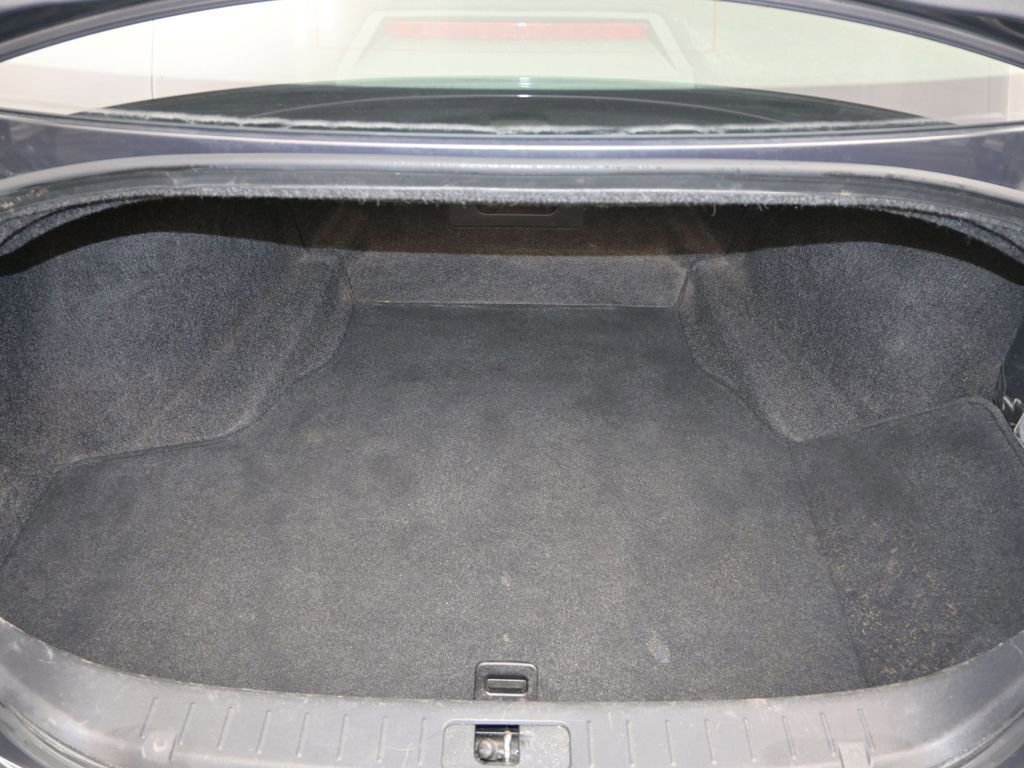Used 2011 INFINITI M37 w/ Premium Pkg image 12