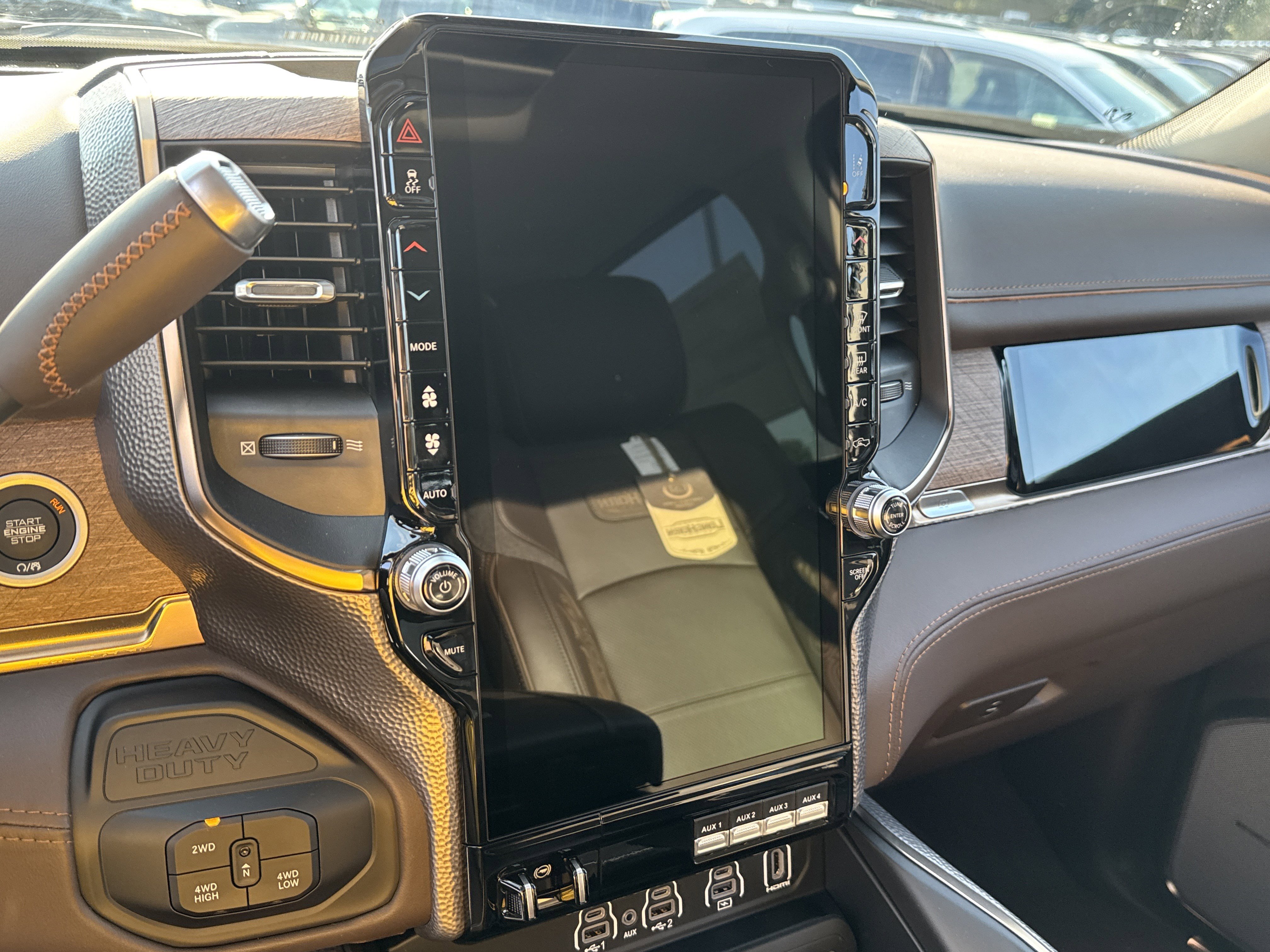 New 2026 RAM 3500 Longhorn image 34