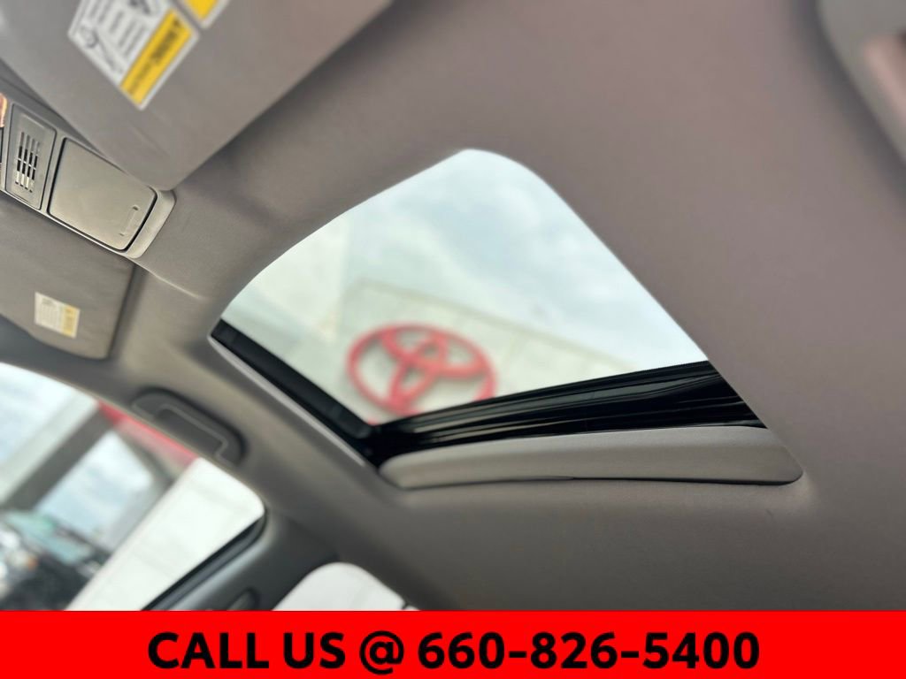 Used 2022 Honda Pilot Special Edition image 11