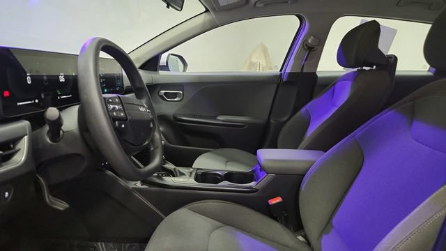 Used 2025 Kia K4 FWD image 15
