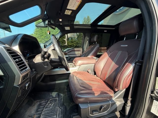 Used 2017 Ford F250 Platinum w/ Platinum Ultimate Package AWD/4WD image 8