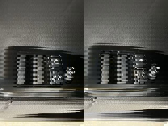 Used 2025 Toyota Camry SE image 23