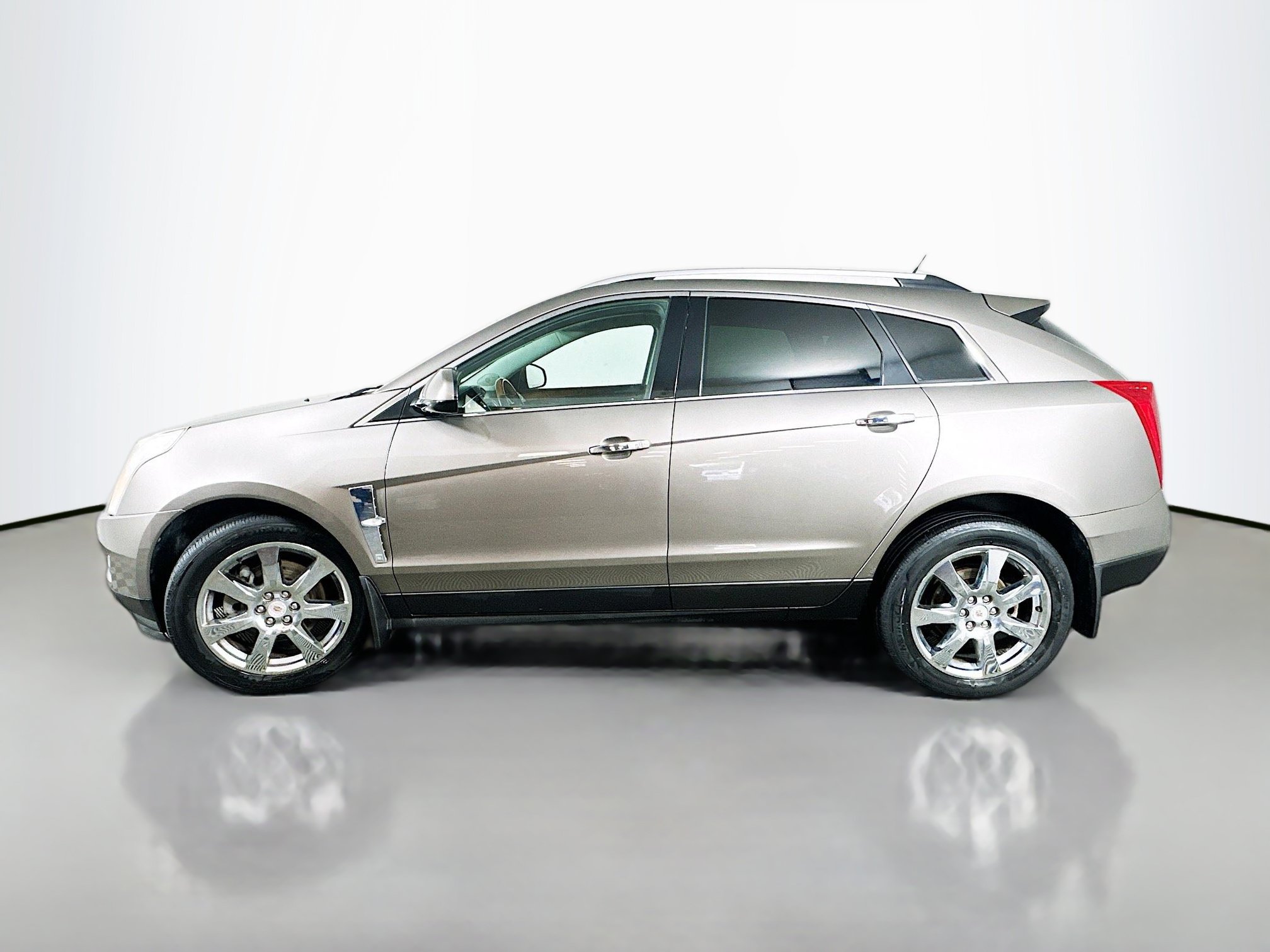 Used 2012 Cadillac SRX Performance AWD/4WD image 4