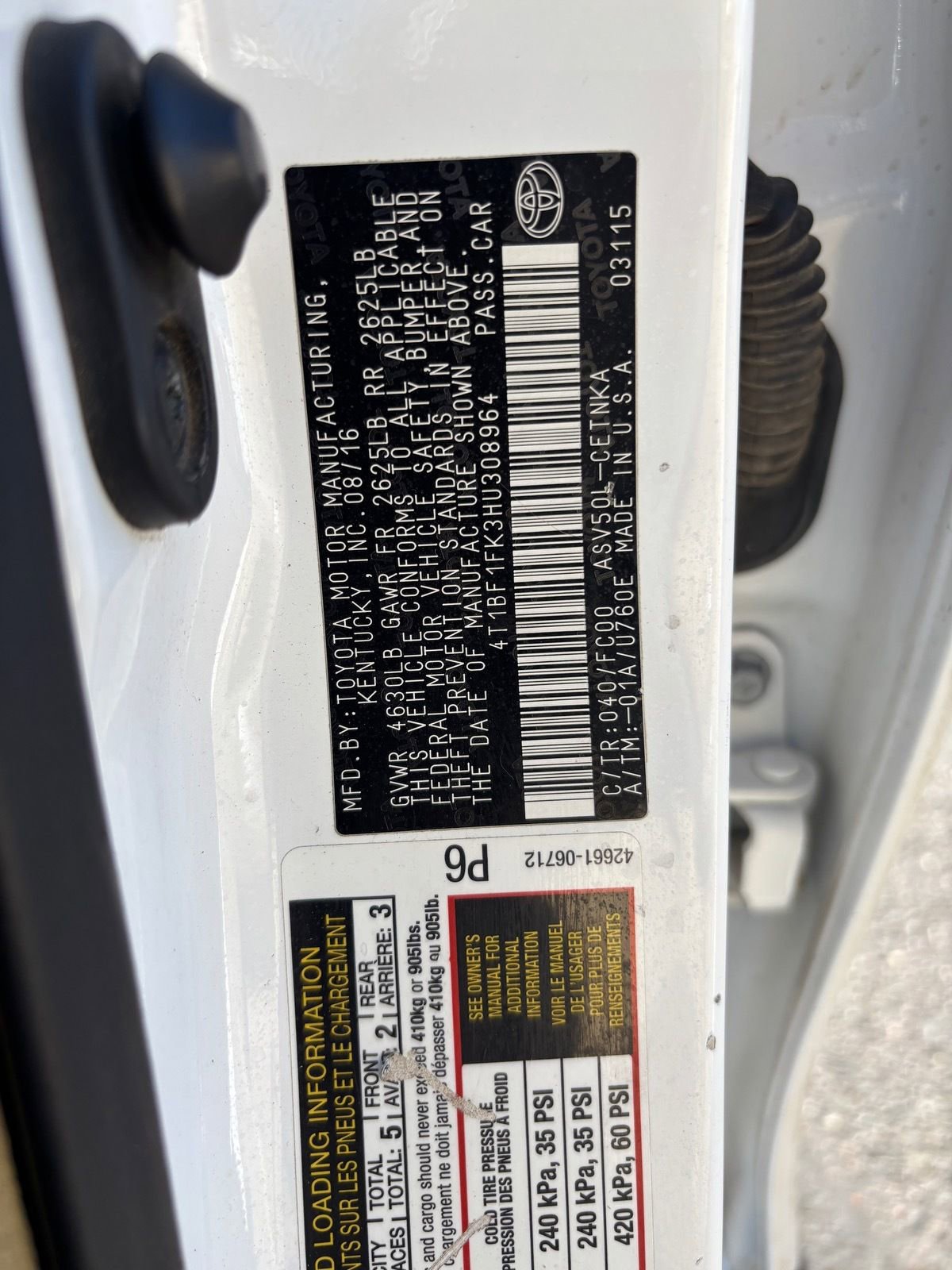 Used 2017 Toyota Camry LE image 33