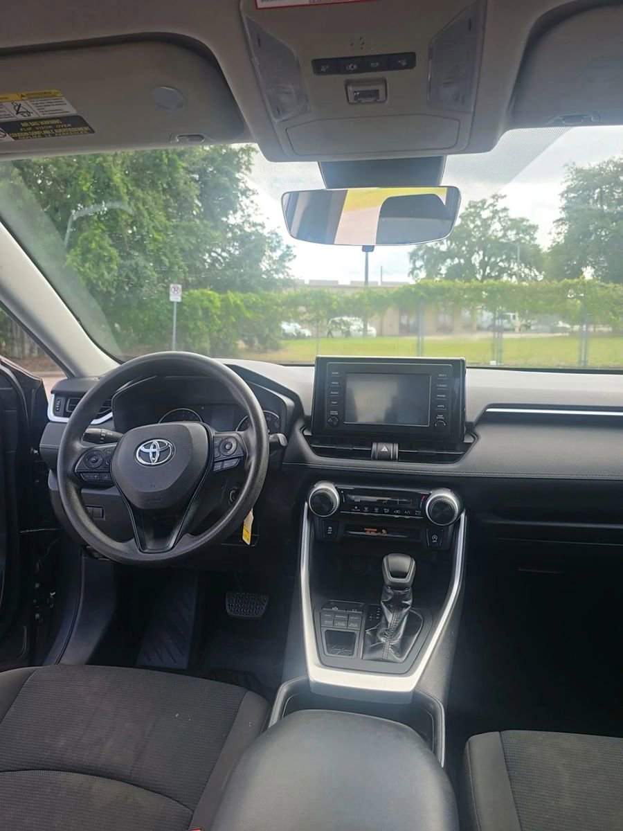 Used 2019 Toyota RAV4 LE w/ All Weather Liner Package AWD/4WD image 9