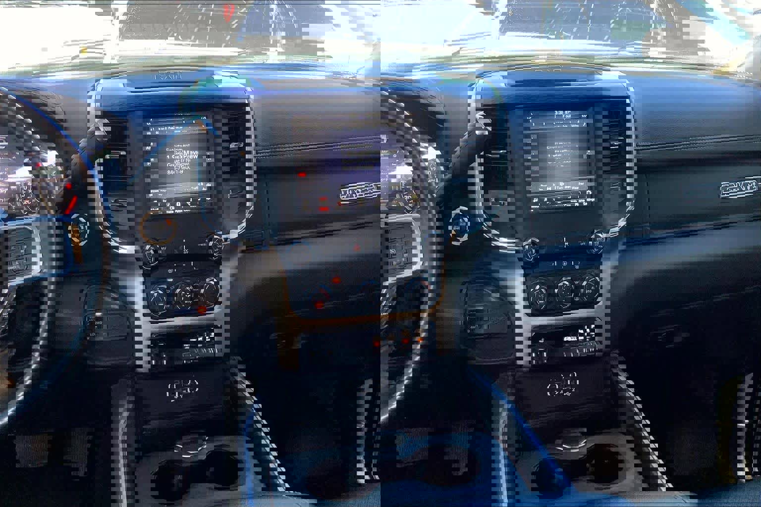 Used 2021 RAM 2500 Laramie w/ Chrome Appearance Group image 7